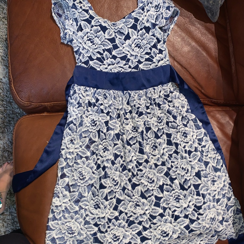 Girls dress